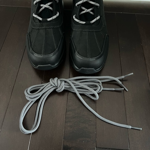 Ugg boots - Men’s sz 8 - BNIB - Picture 5 of 6